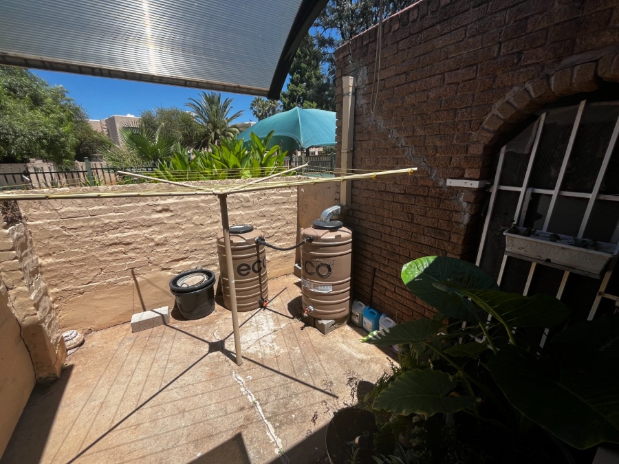 3 Bedroom Property for Sale in Pellissier Free State